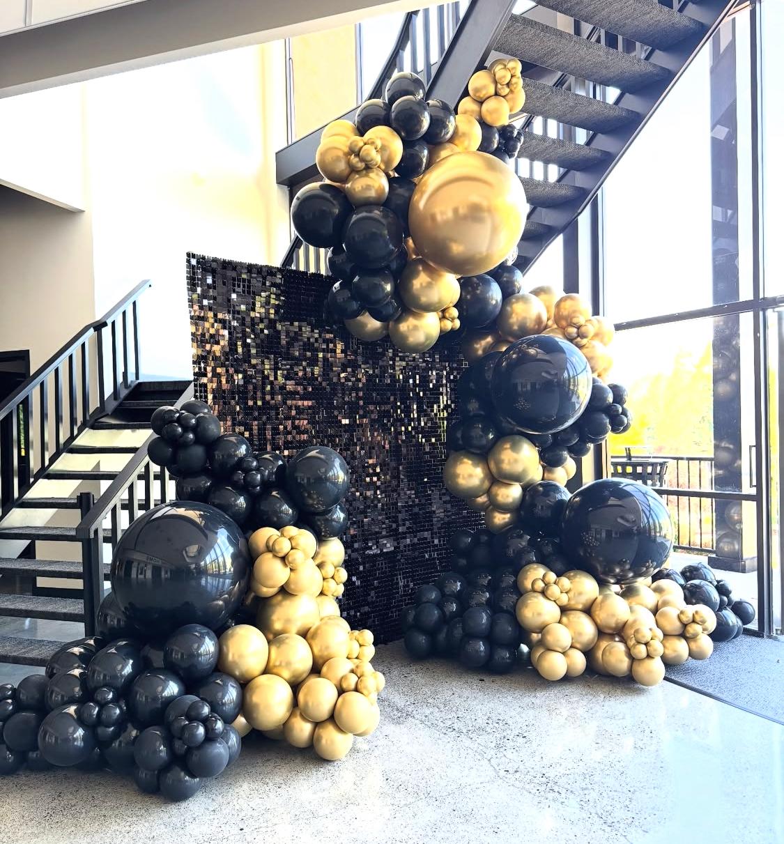 SİYAH GOLD BÜYÜKLER konsepti